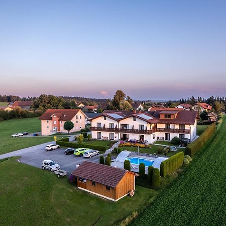 Pension Ambros Büchlberg Exteriér fotografie