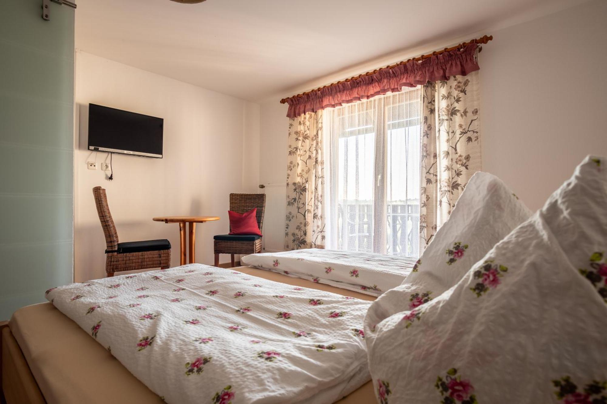 Pension Ambros Büchlberg Exteriér fotografie